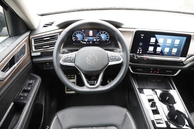 2026 Volkswagen Atlas SEL Premium R-Line