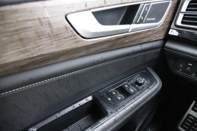 2026 Volkswagen Atlas SEL Premium R-Line