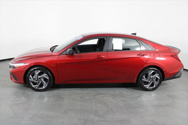 2025 Hyundai Elantra Hybrid SEL Sport
