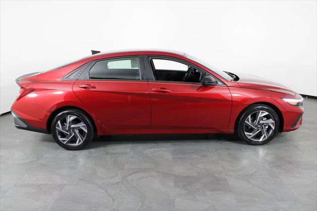 2025 Hyundai Elantra Hybrid SEL Sport