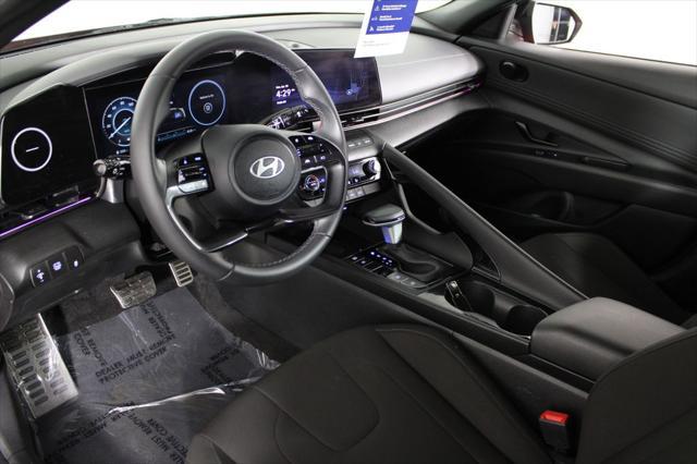 2025 Hyundai Elantra Hybrid SEL Sport
