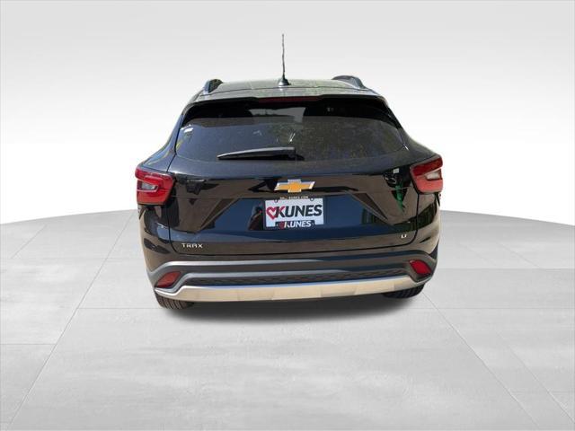 2025 Chevrolet Trax FWD LT