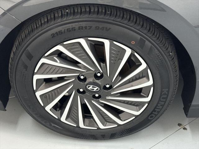 2025 Hyundai Sonata Hybrid Limited