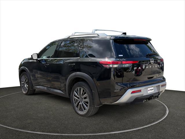 2022 Nissan Pathfinder SL 4WD