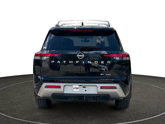 2022 Nissan Pathfinder SL 4WD
