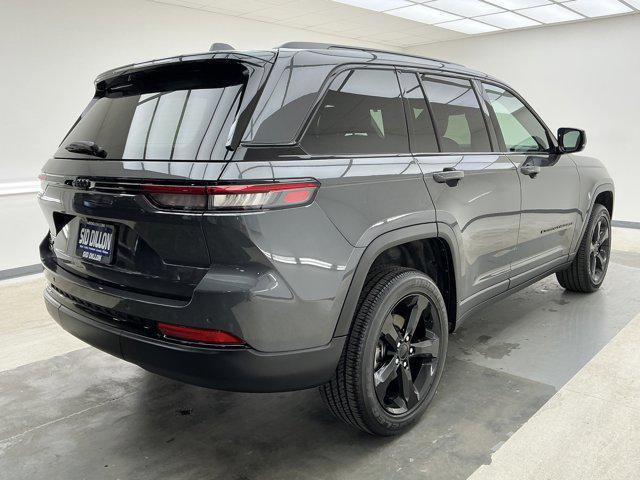 2025 Jeep Grand Cherokee Altitude 4x4