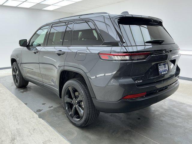 2025 Jeep Grand Cherokee Altitude 4x4