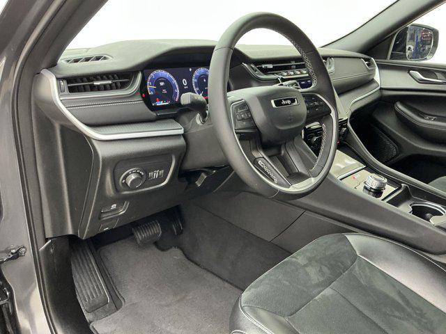 2025 Jeep Grand Cherokee Altitude 4x4