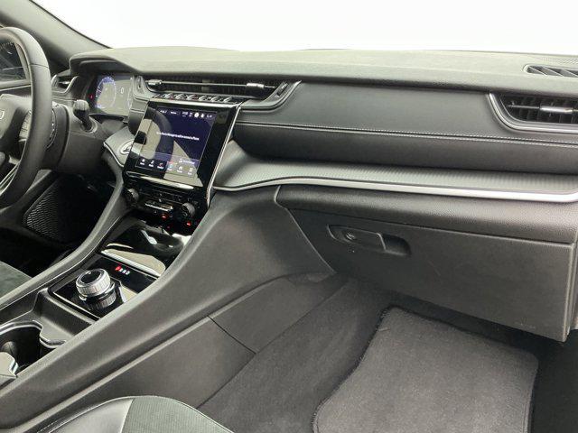 2025 Jeep Grand Cherokee Altitude 4x4