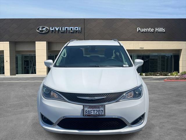 2017 Chrysler Pacifica Touring-L Plus