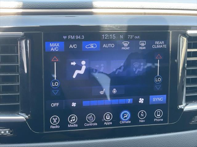 2017 Chrysler Pacifica Touring-L Plus