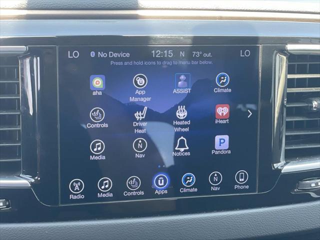 2017 Chrysler Pacifica Touring-L Plus