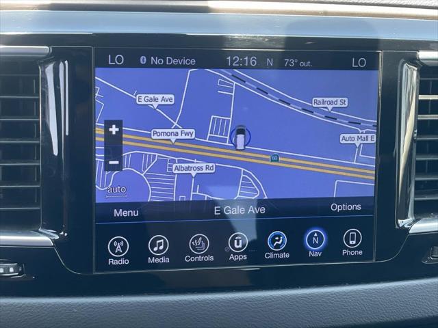 2017 Chrysler Pacifica Touring-L Plus