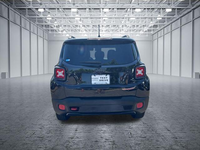 2016 Jeep Renegade Trailhawk