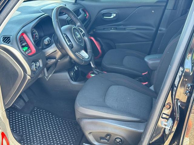 2016 Jeep Renegade Trailhawk