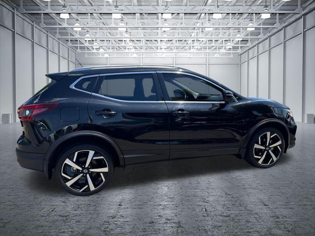 2022 Nissan Rogue Sport SL AWD Xtronic CVT