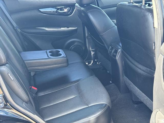 2022 Nissan Rogue Sport SL AWD Xtronic CVT