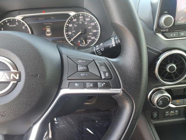 2024 Nissan Sentra SV Xtronic CVT