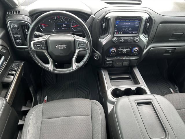 2022 Chevrolet Silverado 1500 4WD Crew Cab Short Bed RST