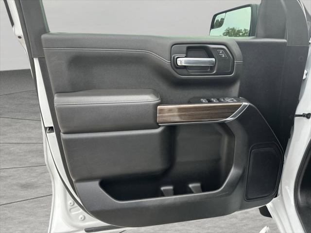 2022 Chevrolet Silverado 1500 4WD Crew Cab Short Bed RST