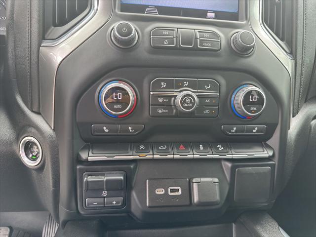 2022 Chevrolet Silverado 1500 4WD Crew Cab Short Bed RST