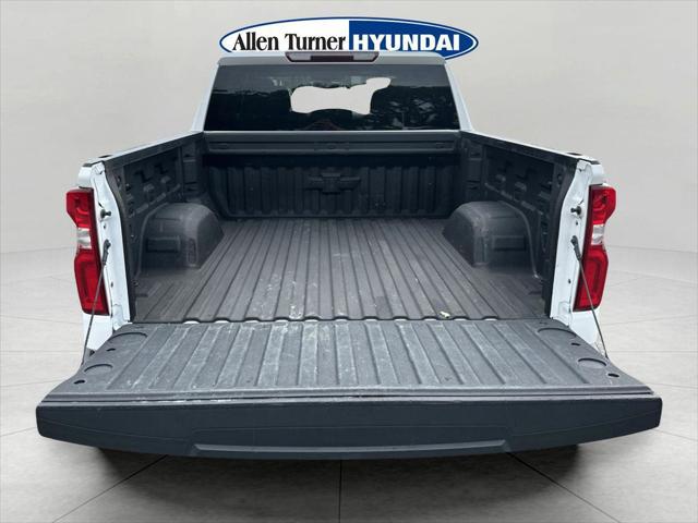2022 Chevrolet Silverado 1500 4WD Crew Cab Short Bed RST