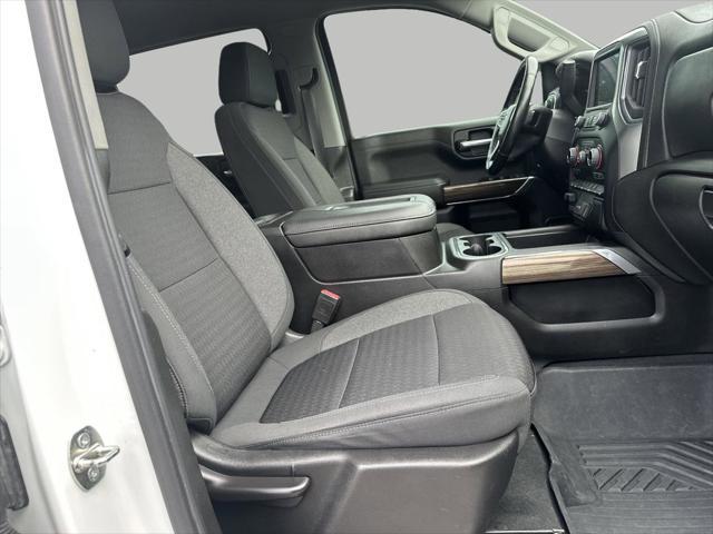 2022 Chevrolet Silverado 1500 4WD Crew Cab Short Bed RST