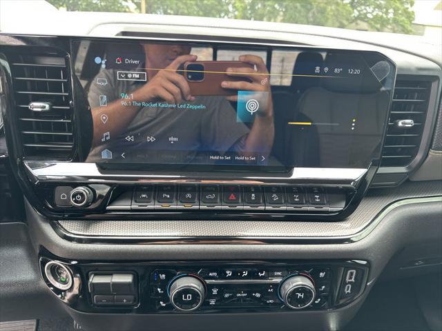 2023 Chevrolet Silverado 1500 4WD Crew Cab Short Bed ZR2