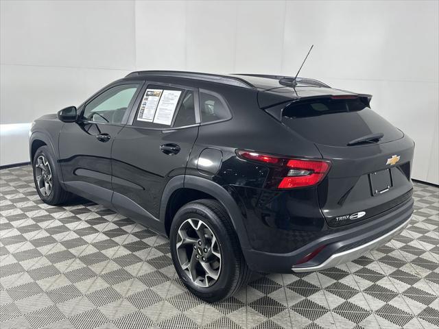 2024 Chevrolet Trax FWD LT