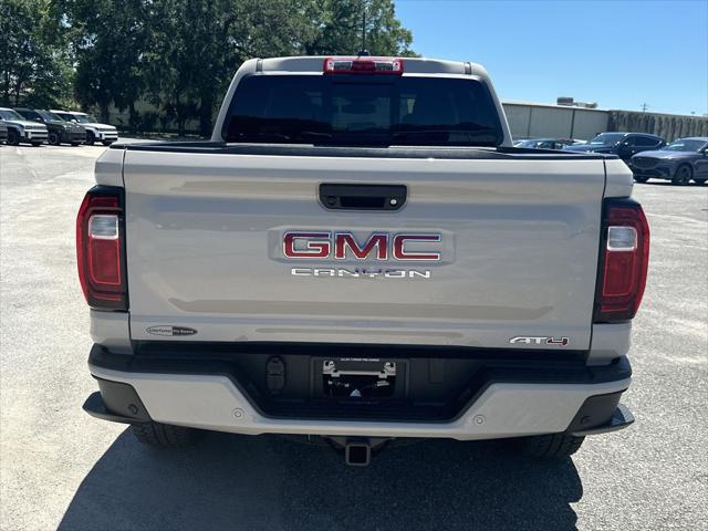 2026 GMC Canyon AT4, 4WD