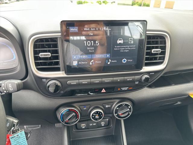 2026 Hyundai Venue SE