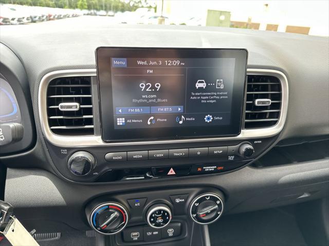 2026 Hyundai Venue SE
