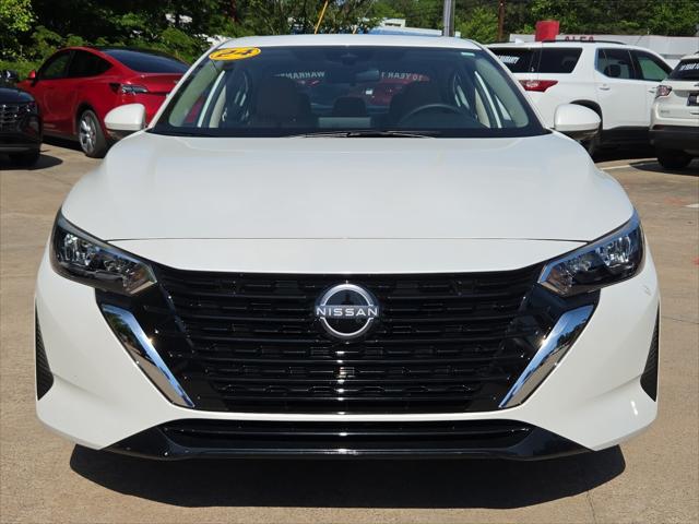 2024 Nissan Sentra SV Xtronic CVT