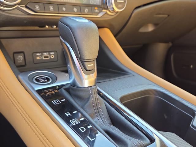 2024 Nissan Sentra SV Xtronic CVT