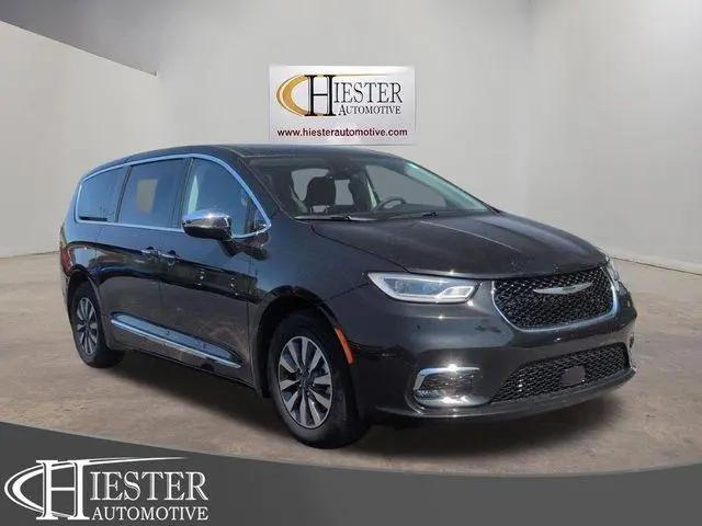 2023 Chrysler Pacifica Hybrid Limited for sale in Sanford, NC