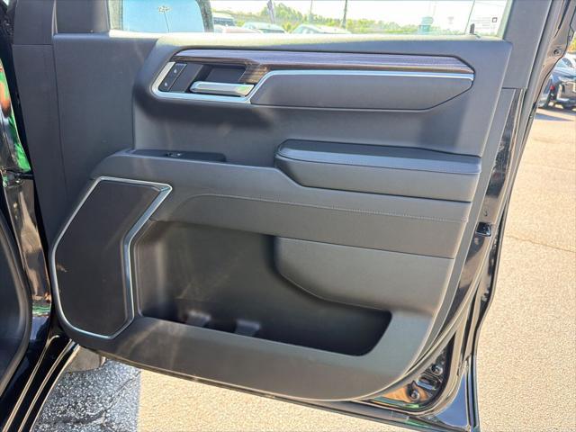 2025 Chevrolet Silverado 1500 4WD Crew Cab Standard Bed LT