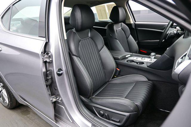 2026 Genesis G70 2.5T AWD Prestige
