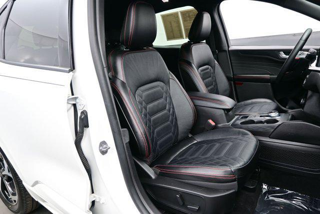 2023 Ford Escape ST-Line Elite