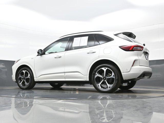2023 Ford Escape ST-Line Elite