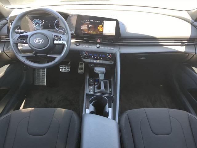 2025 Hyundai Elantra Hybrid SEL Sport