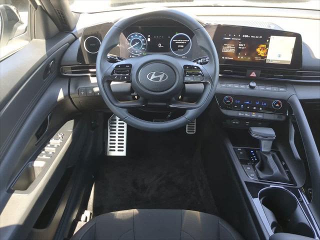 2025 Hyundai Elantra Hybrid SEL Sport