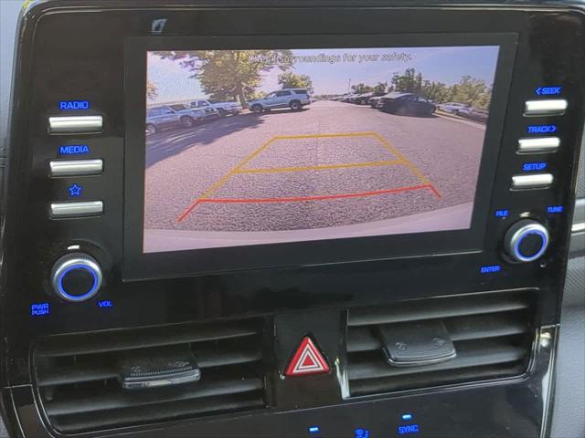 2022 Hyundai IONIQ Hybrid SE