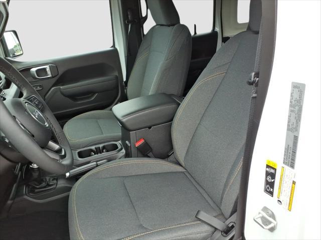 2025 Jeep Wrangler 4-Door Summit 4x4