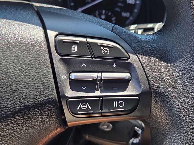 2023 Hyundai Kona SE