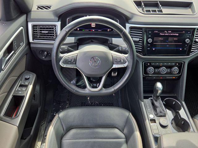 2022 Volkswagen Atlas Cross Sport 3.6L V6 SEL Premium R-Line