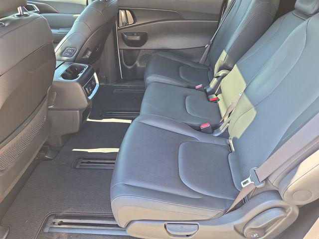 2025 Kia Carnival MPV SX