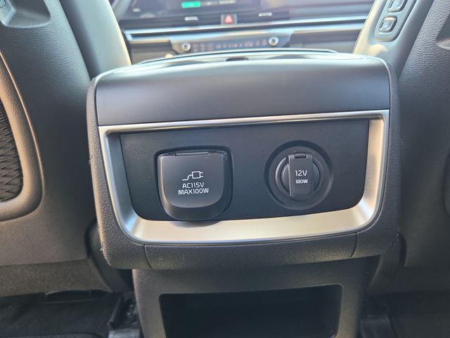 2025 Kia Carnival MPV SX
