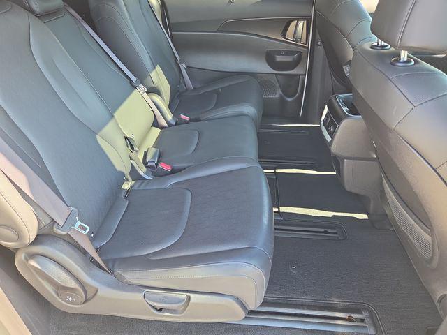2025 Kia Carnival MPV SX
