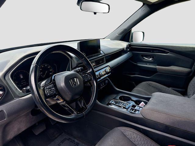 2023 Honda Pilot AWD Sport