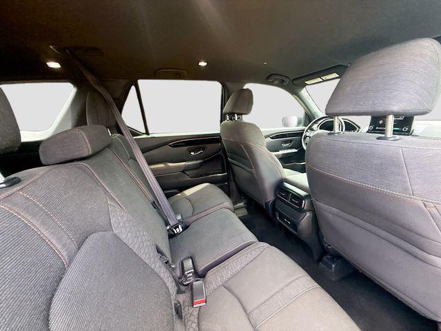 2023 Honda Pilot AWD Sport